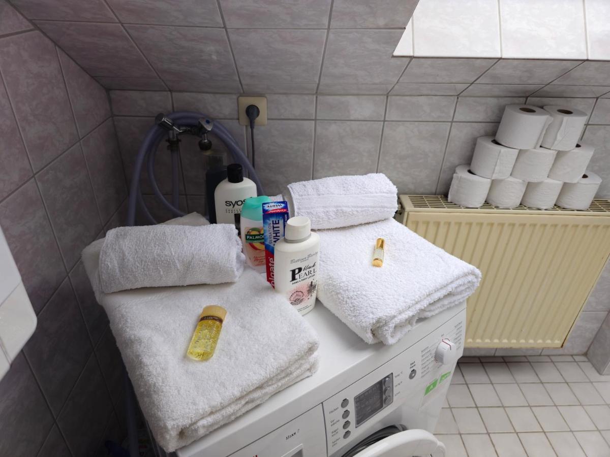 Sauna - Massage -Bodensee-Cinema Feeling- Home Sharing - Parking - Kueche Radolfzell am Bodensee Exteriör bild