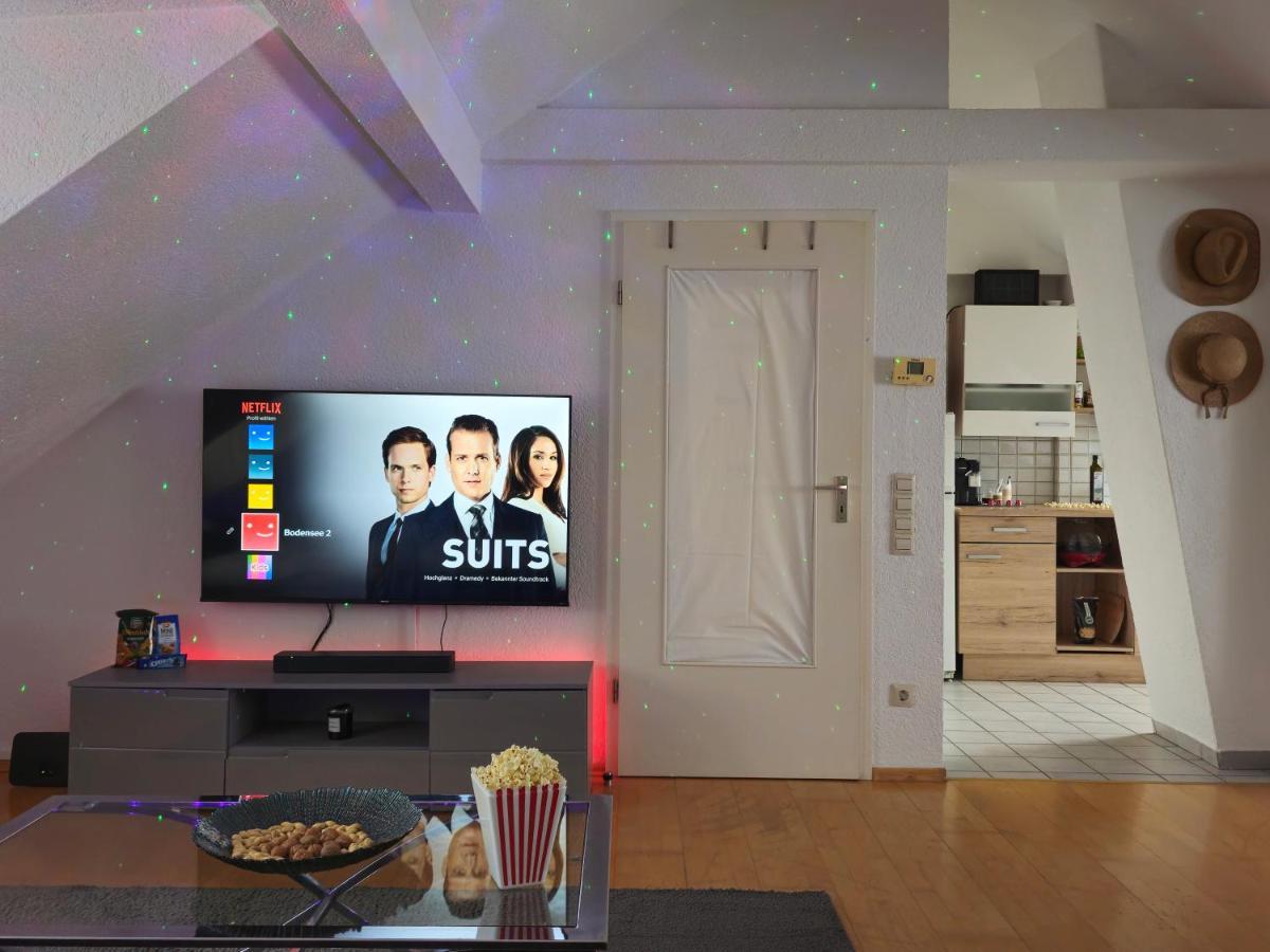 Sauna - Massage -Bodensee-Cinema Feeling- Home Sharing - Parking - Kueche Radolfzell am Bodensee Exteriör bild