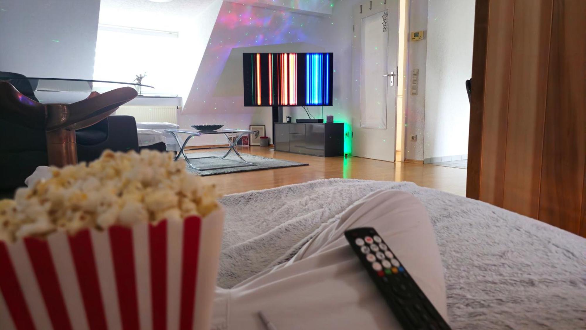 Sauna - Massage -Bodensee-Cinema Feeling- Home Sharing - Parking - Kueche Radolfzell am Bodensee Exteriör bild